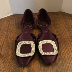 Roger Vivier Burgundy Embellished Satin D'orsay Ballerinas Flats. Size 36. US 6